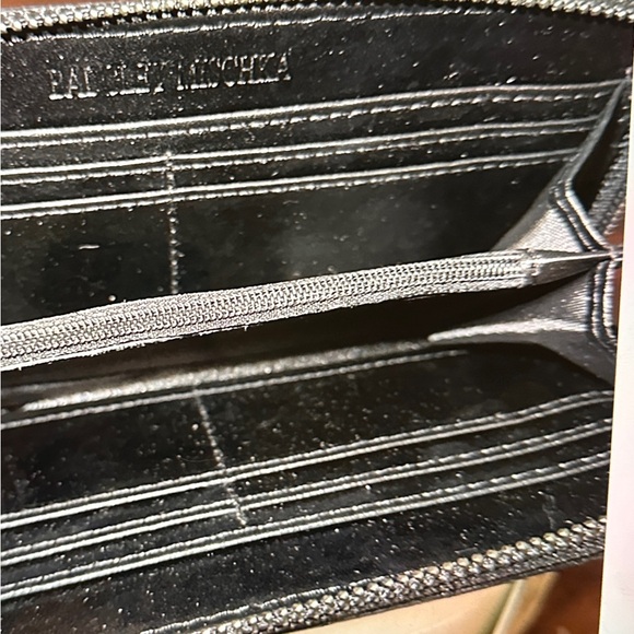 Badgley Mischka Black Logo Imprint zippy long wallet NWT silver tone hardware - Picture 4 of 5